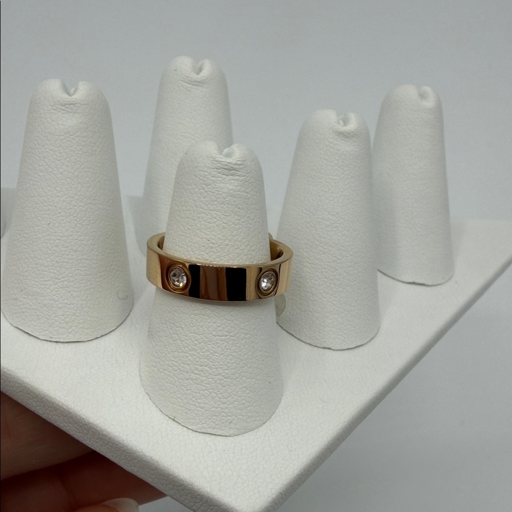 Elegant Gold Band with Crystal Accents